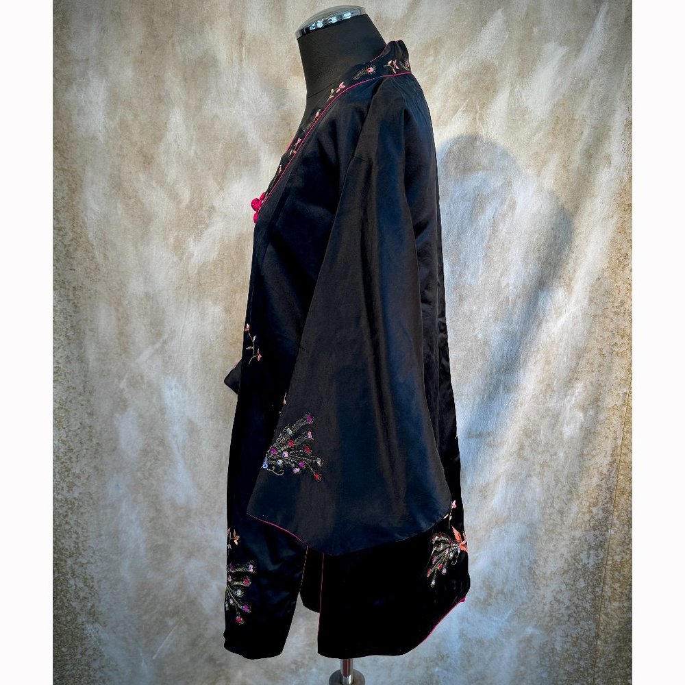Vintage Embroidered Silk Kimono Jacket with Peacocks - Picture 6 of 13